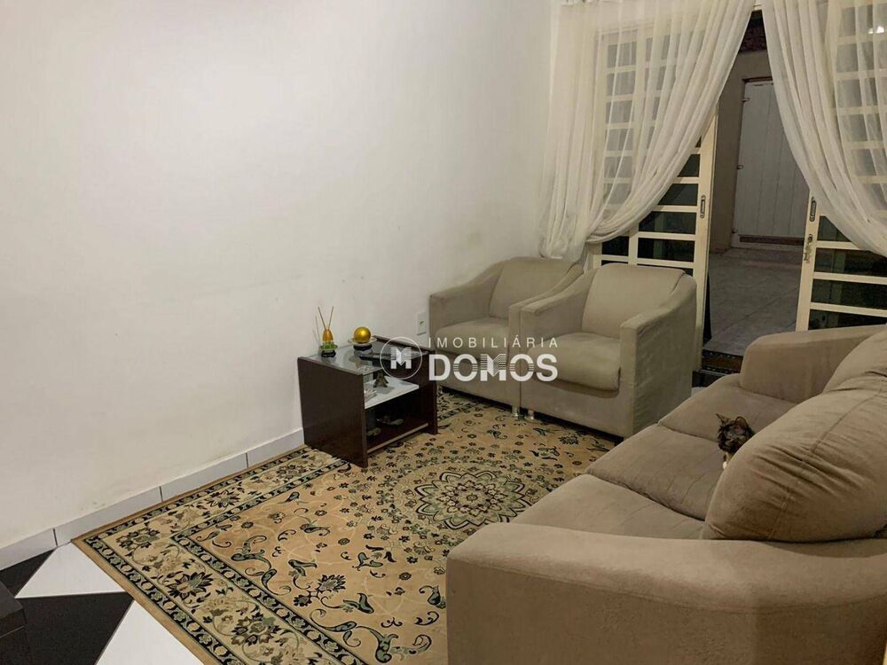 Casa, 3 quartos, 154 m² - Foto 1
