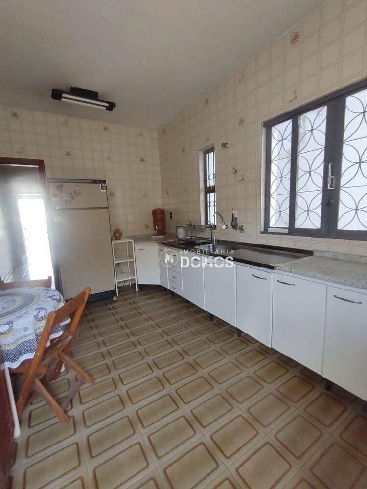 Casa, 4 quartos, 278 m² - Foto 14