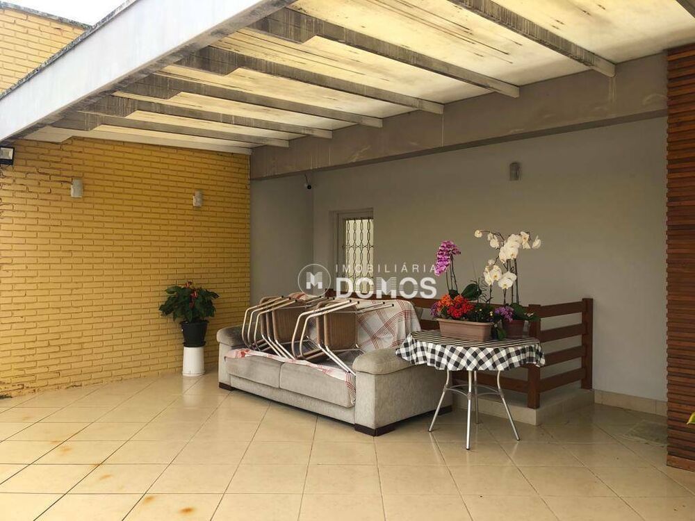 Casa à venda com 5 quartos, 437m² - Foto 18