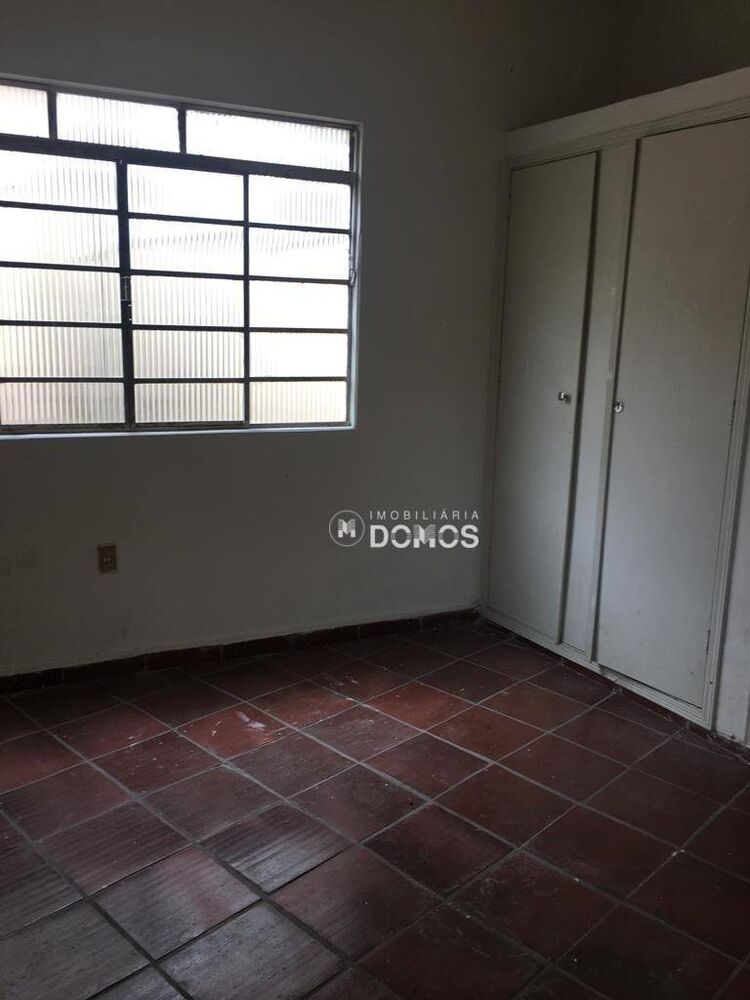 Casa, 3 quartos, 200 m² - Foto 2