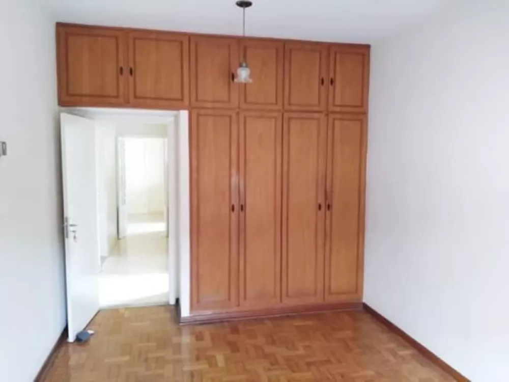 Casa à venda com 4 quartos, 145m² - Foto 11