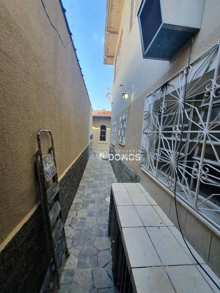 Casa, 5 quartos, 300 m² - Foto 3