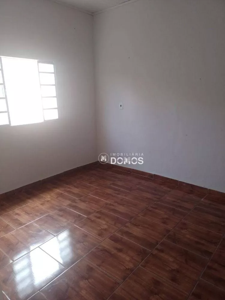 Casa à venda com 3 quartos, 250M2 - Foto 4