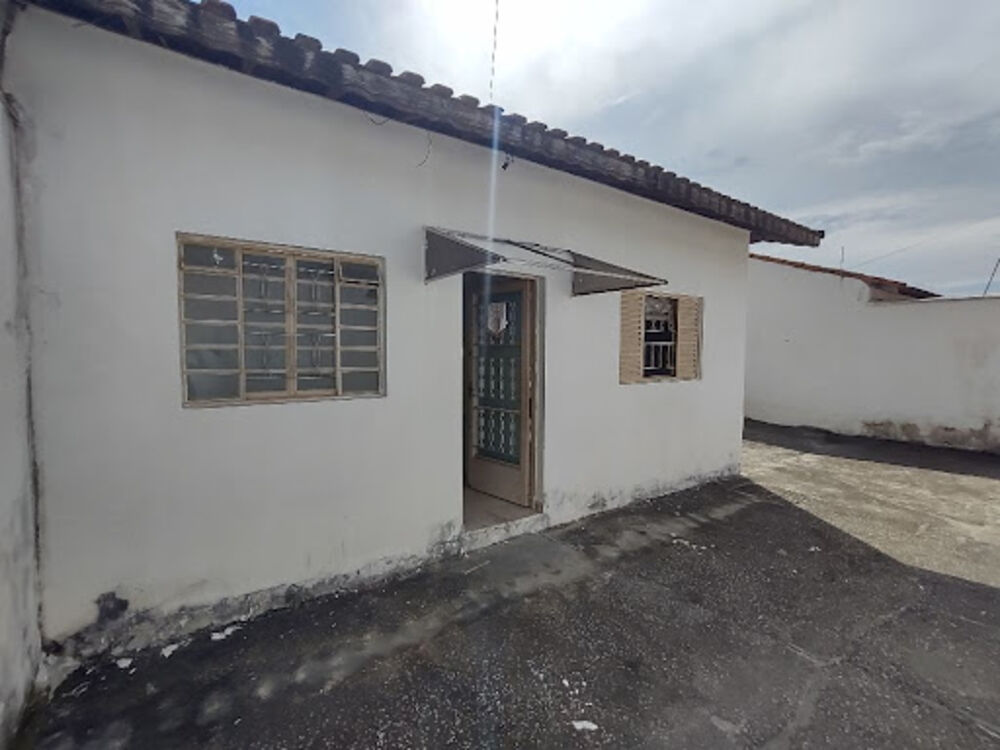 Casa à venda com 2 quartos, 90m² - Foto 6