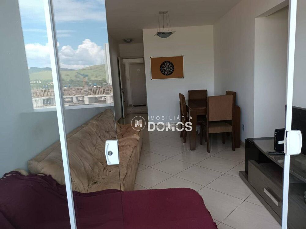 Apartamento à venda com 2 quartos, 60m² - Foto 1