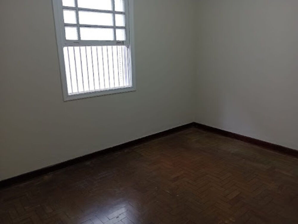 Casa à venda com 4 quartos, 250m² - Foto 5