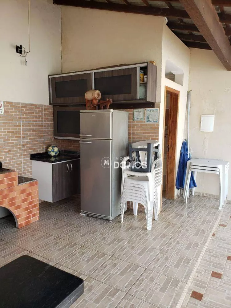 Casa à venda com 3 quartos, 320M2 - Foto 5