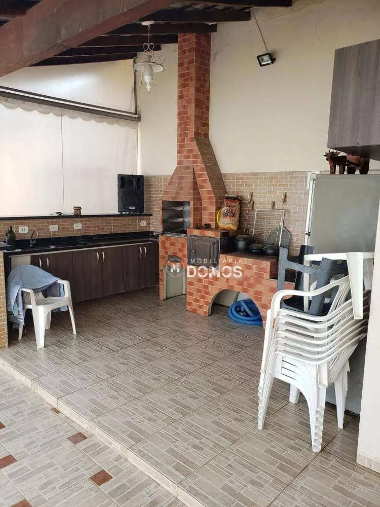 Casa à venda com 3 quartos, 320M2 - Foto 4