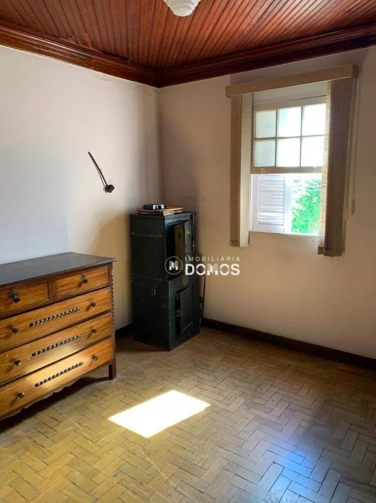 Casa, 3 quartos, 250 m² - Foto 2
