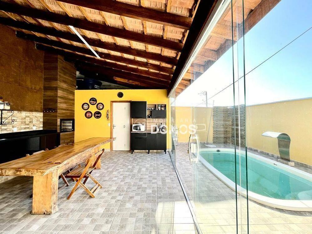 Casa, 3 quartos, 120 m² - Foto 2