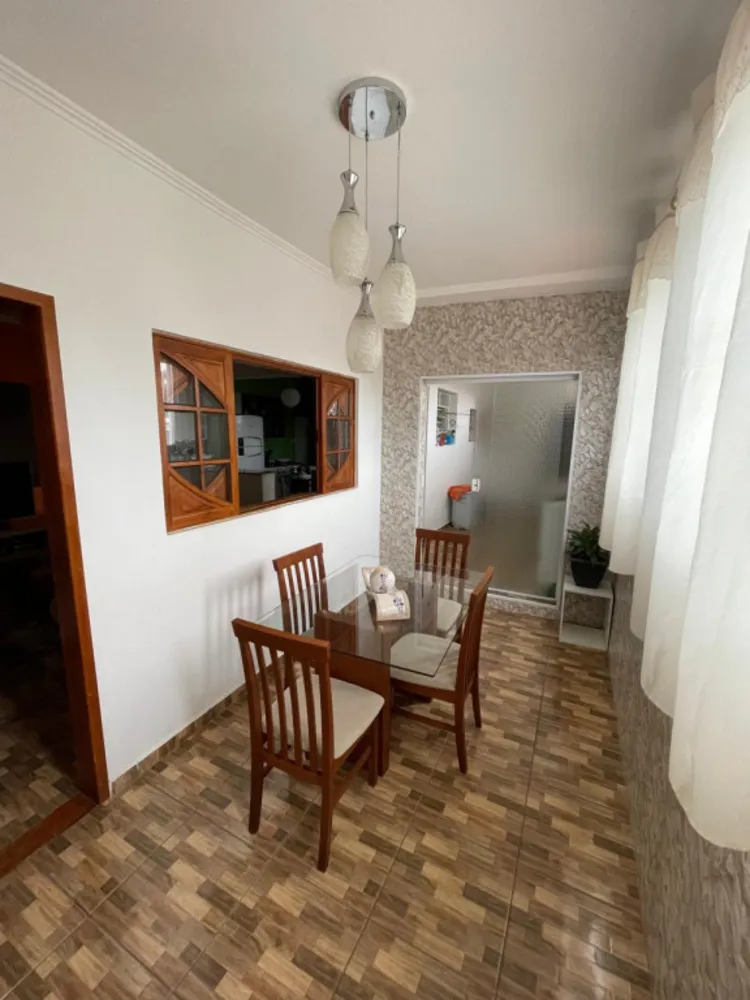Casa, 3 quartos, 127 m² - Foto 2