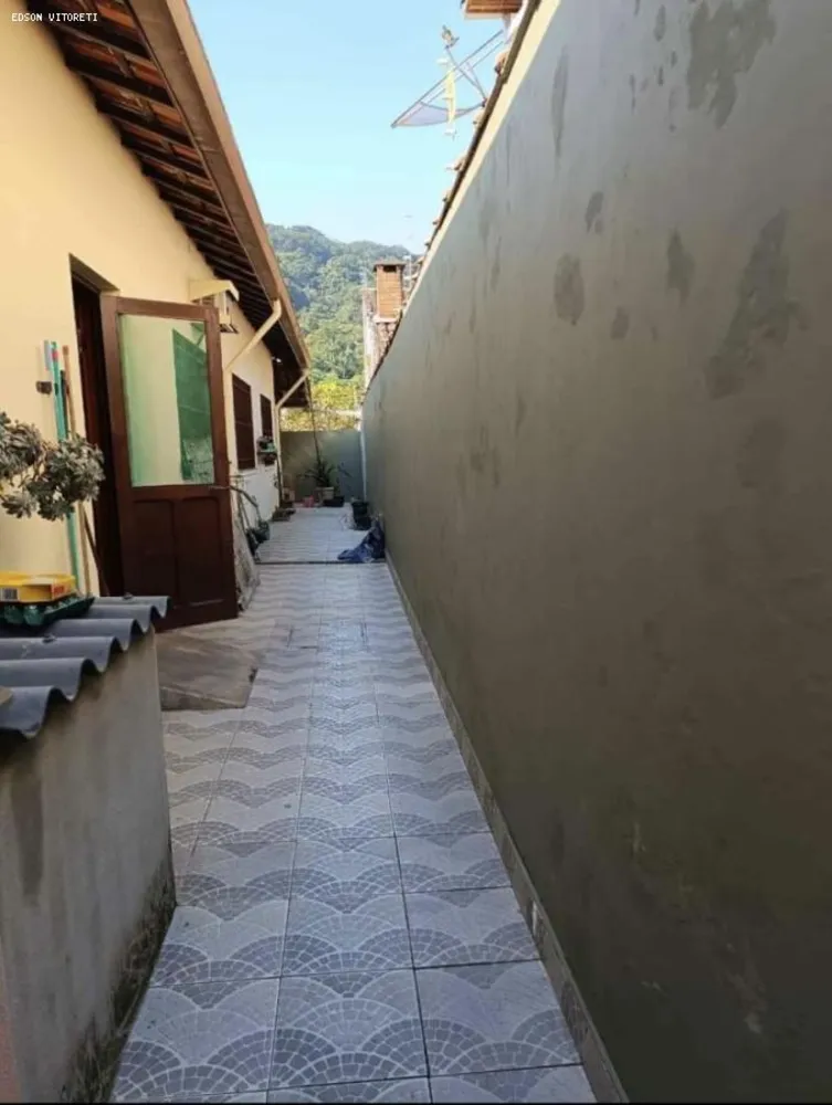 Casa, 5 quartos, 200 m² - Foto 1