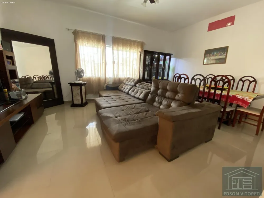 Casa, 3 quartos, 200 m² - Foto 4