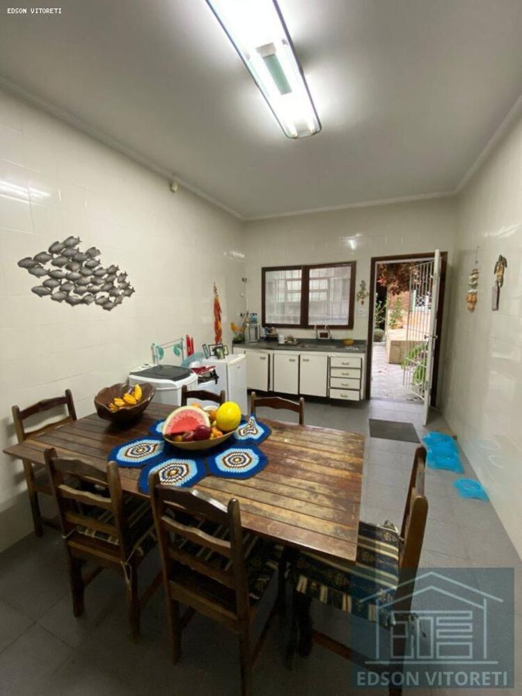 Casa, 3 quartos, 228 m² - Foto 16