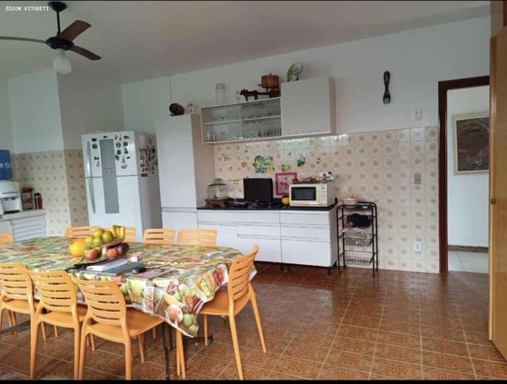 Casa, 5 quartos, 200 m² - Foto 1