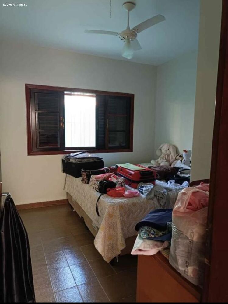Casa, 5 quartos, 200 m² - Foto 4