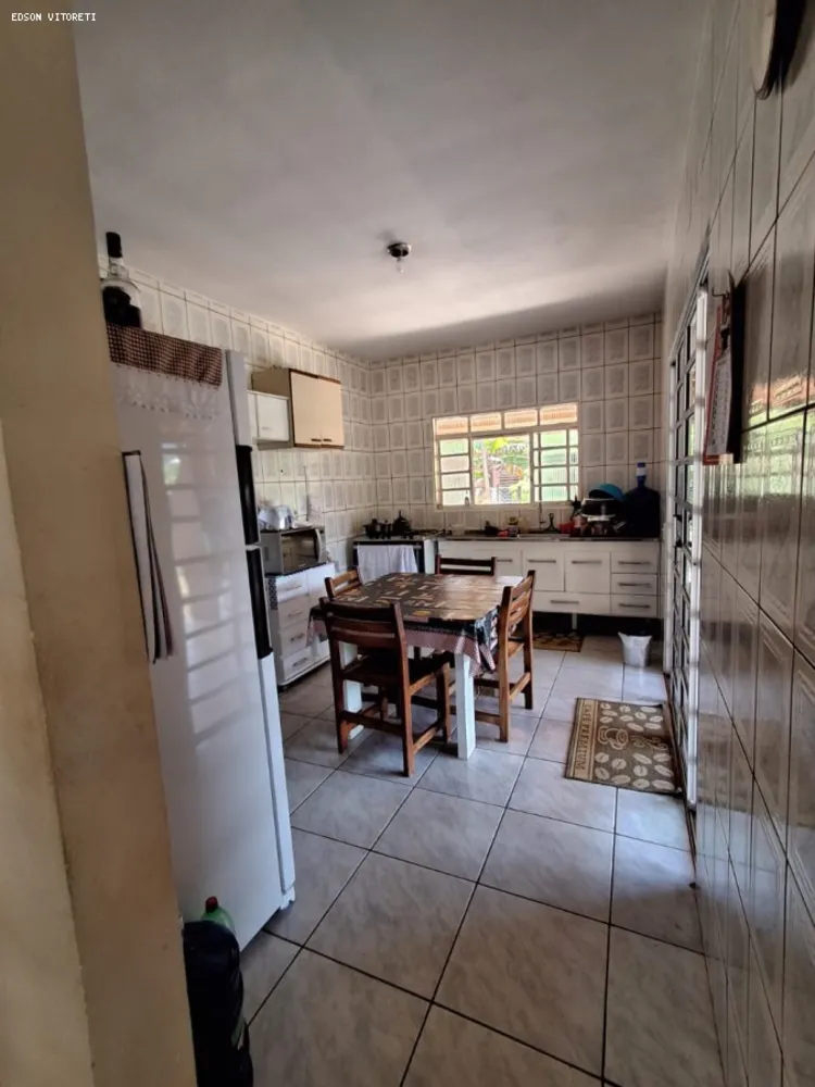 Chácara, 3 quartos, 763 m² - Foto 1