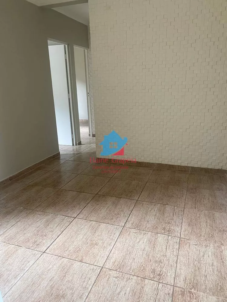 Apartamento à venda com 2 quartos, 43m² - Foto 1