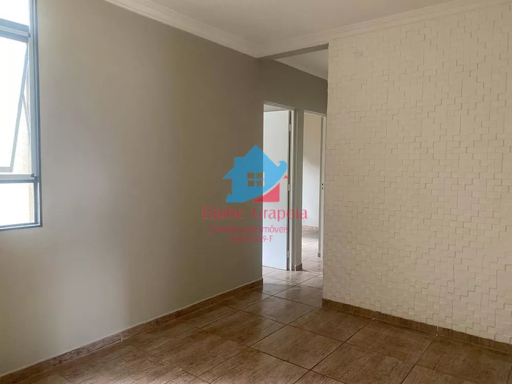 Apartamento à venda com 2 quartos, 43m² - Foto 2