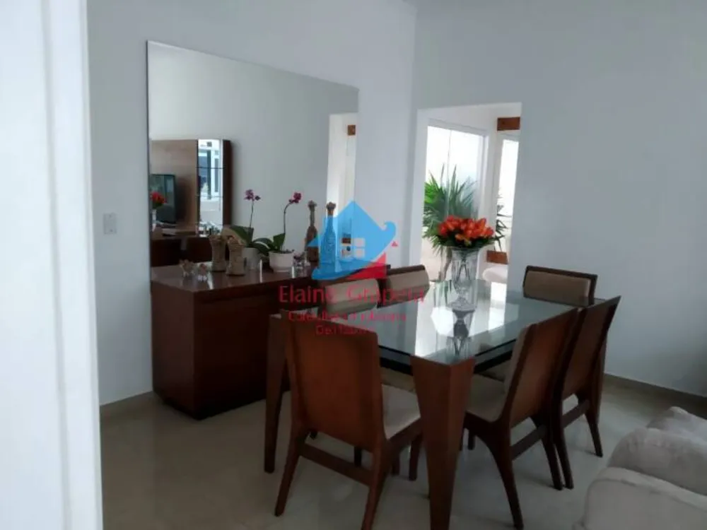 Casa, 4 quartos, 350 m² - Foto 1