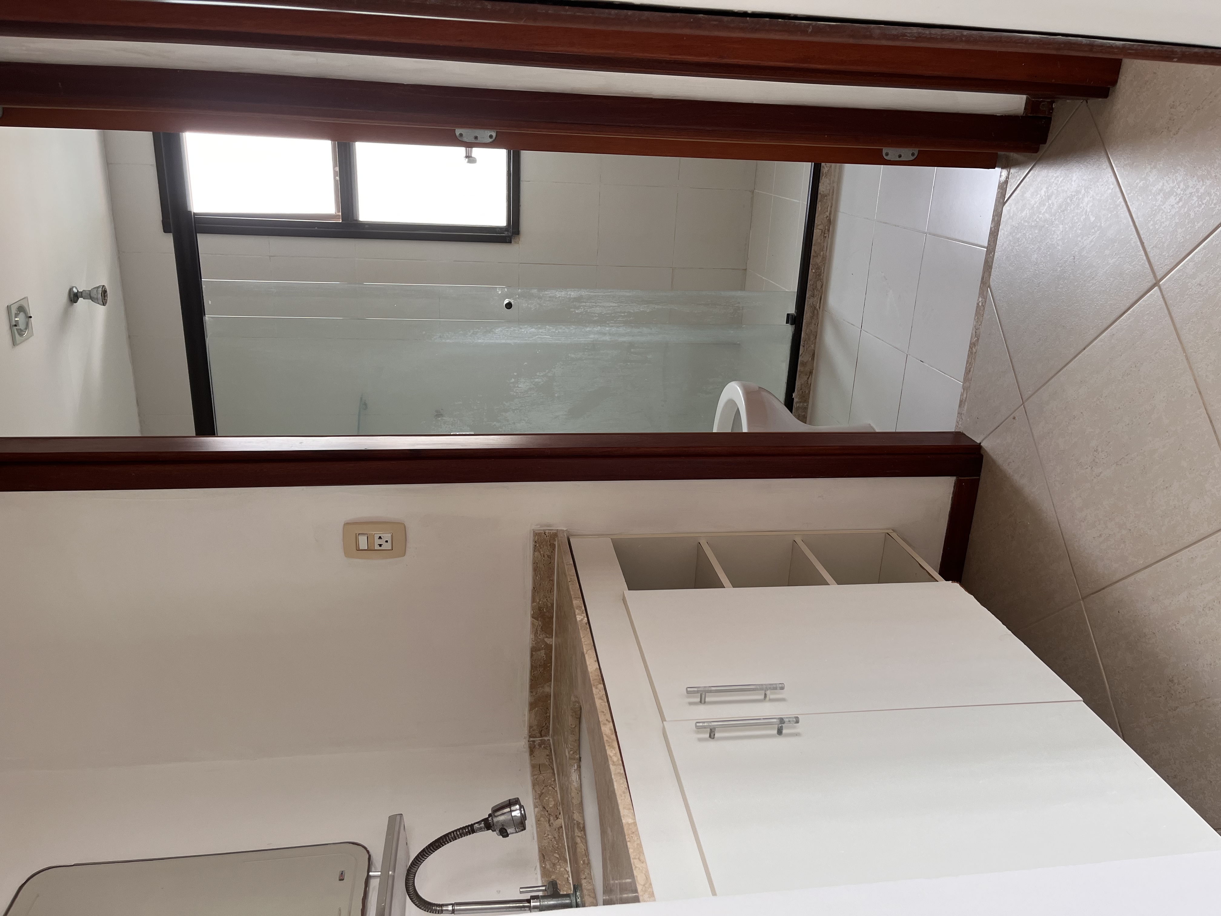 Apartamento à venda com 1 quarto, 45m² - Foto 11