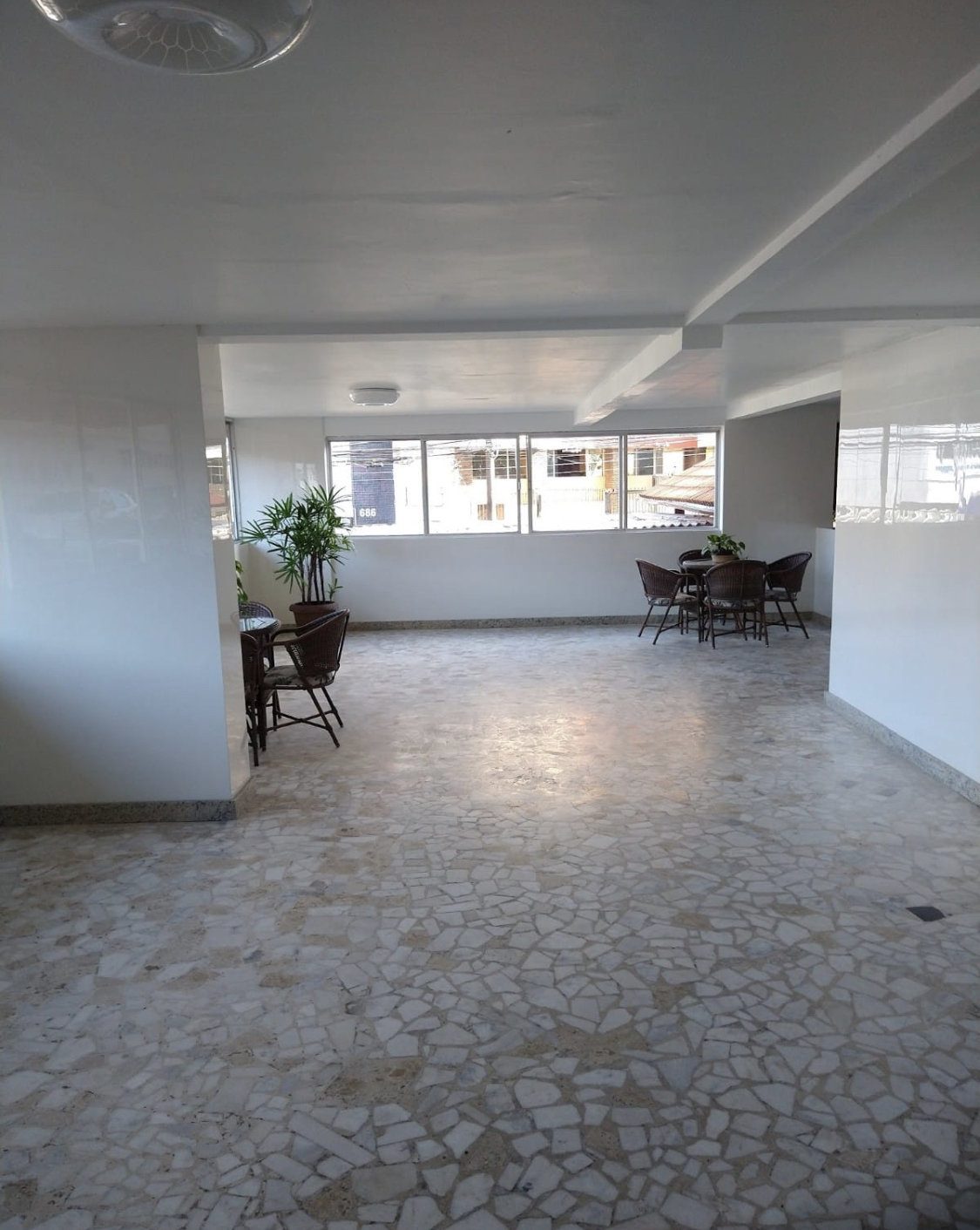 Apartamento à venda com 1 quarto, 50m² - Foto 1