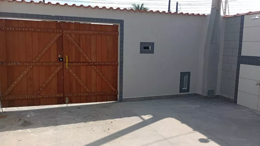 Casa à venda com 2 quartos, 150m² - Foto 4