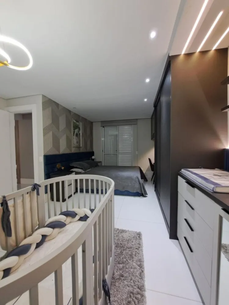 Cobertura, 3 quartos, 227 m² - Foto 5