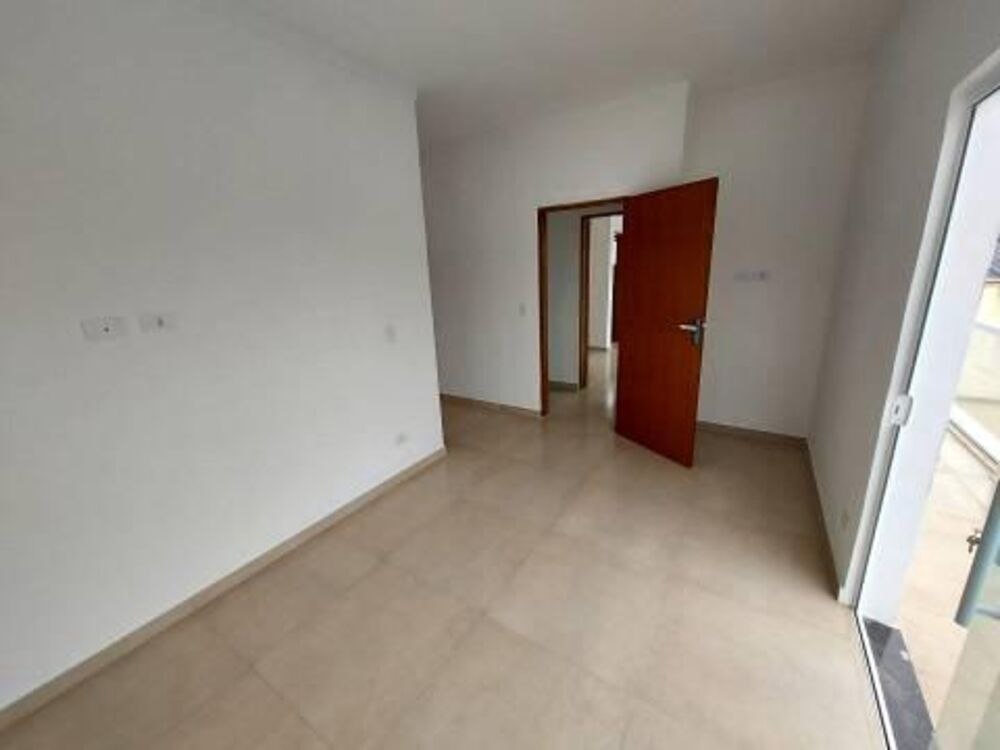 Casa à venda com 2 quartos, 45m² - Foto 7