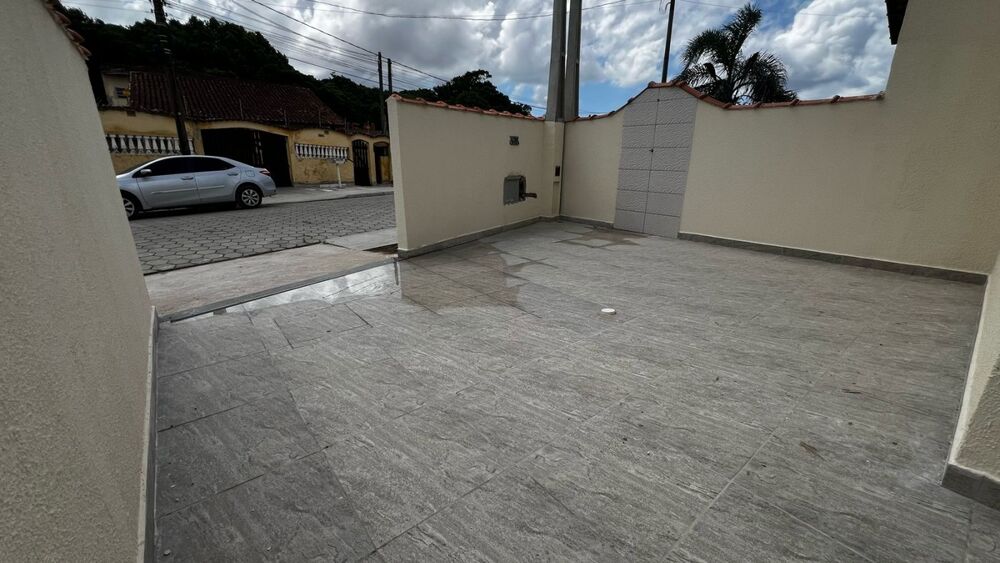 Casa à venda com 2 quartos, 131m² - Foto 2