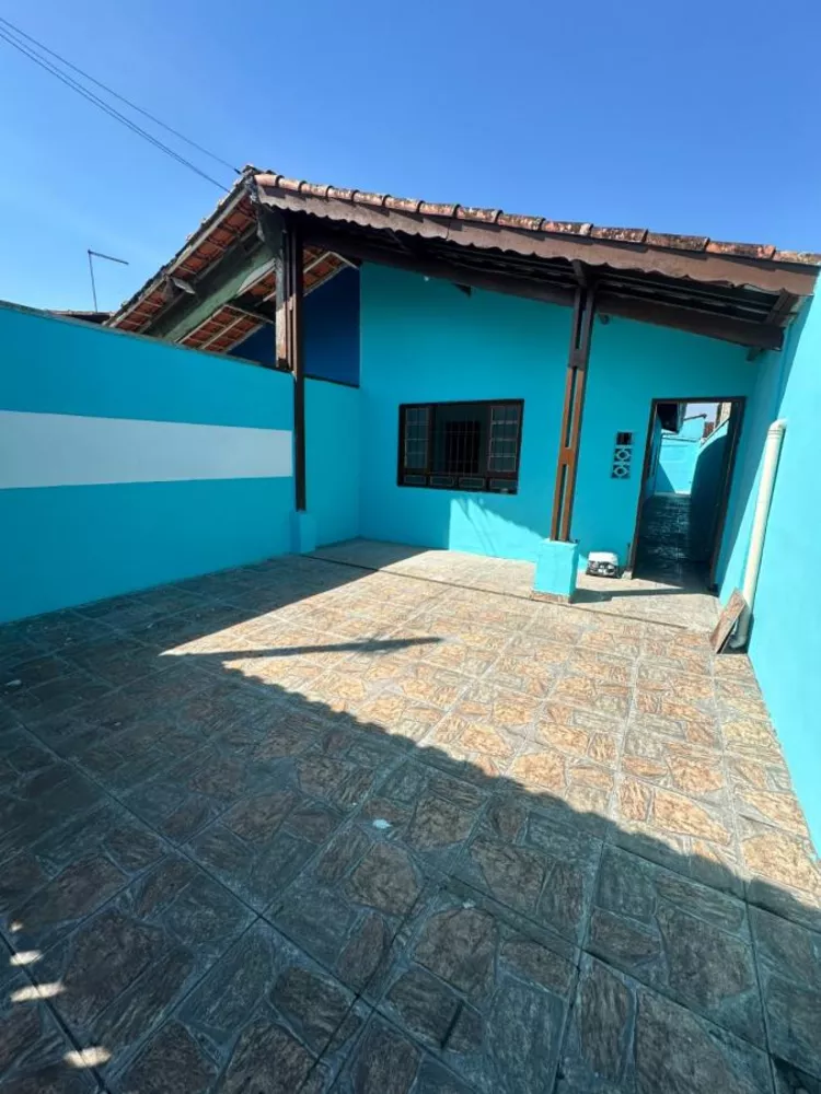 Casa à venda com 2 quartos, 144m² - Foto 1