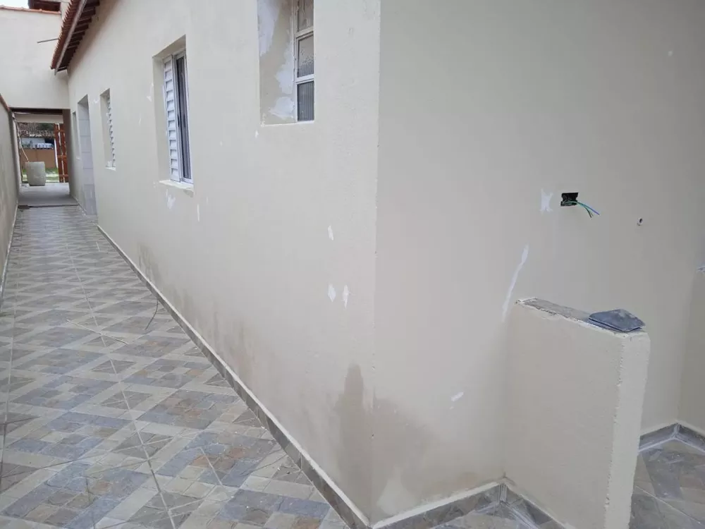 Casa à venda com 2 quartos, 150m² - Foto 4