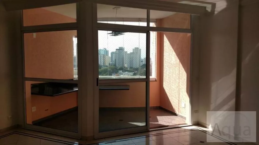 Apartamento à venda com 4 quartos, 188m² - Foto 3