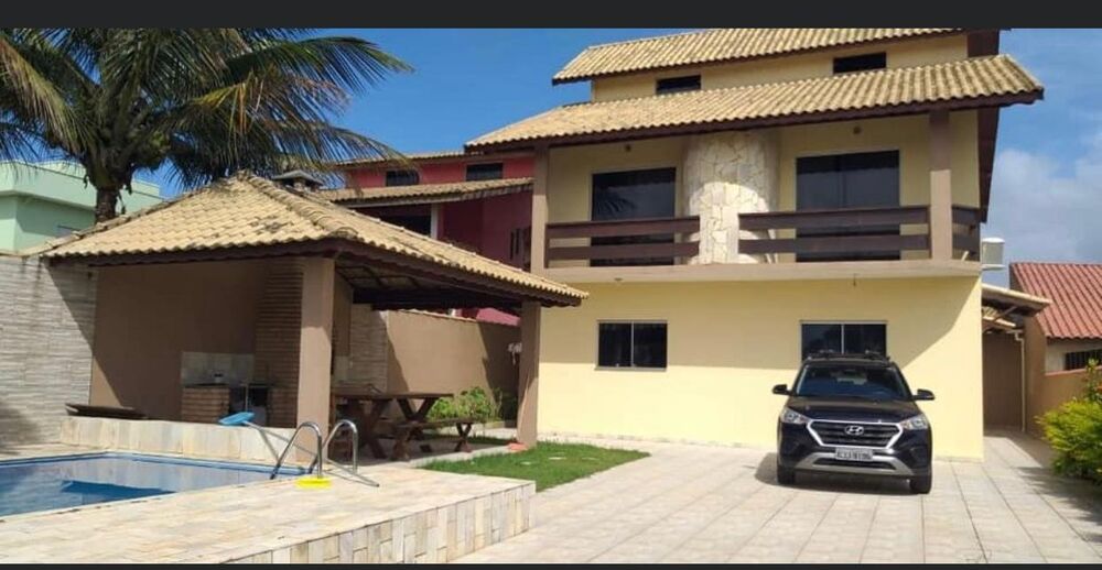 Casa à venda com 6 quartos, 369m² - Foto 1