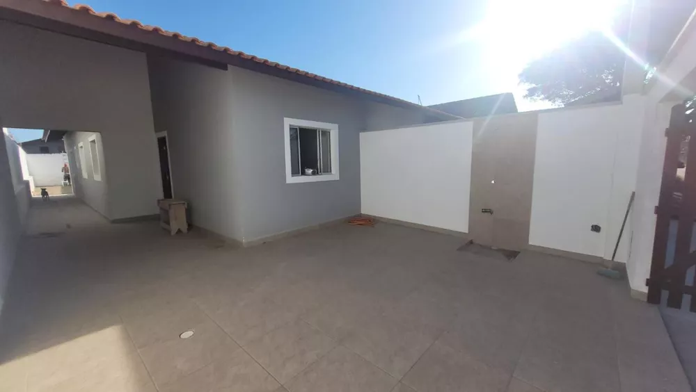 Casa à venda com 2 quartos, 198m² - Foto 3