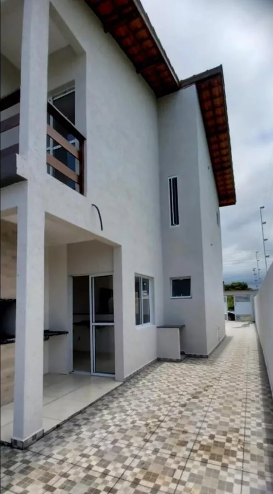 Casa à venda com 2 quartos, 210m² - Foto 3