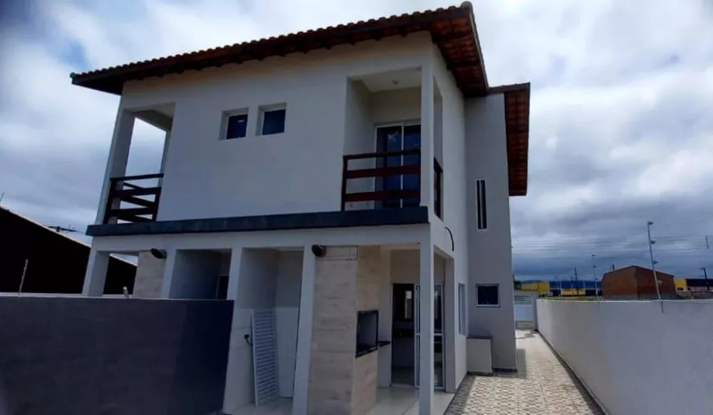 Casa à venda com 2 quartos, 210m² - Foto 2