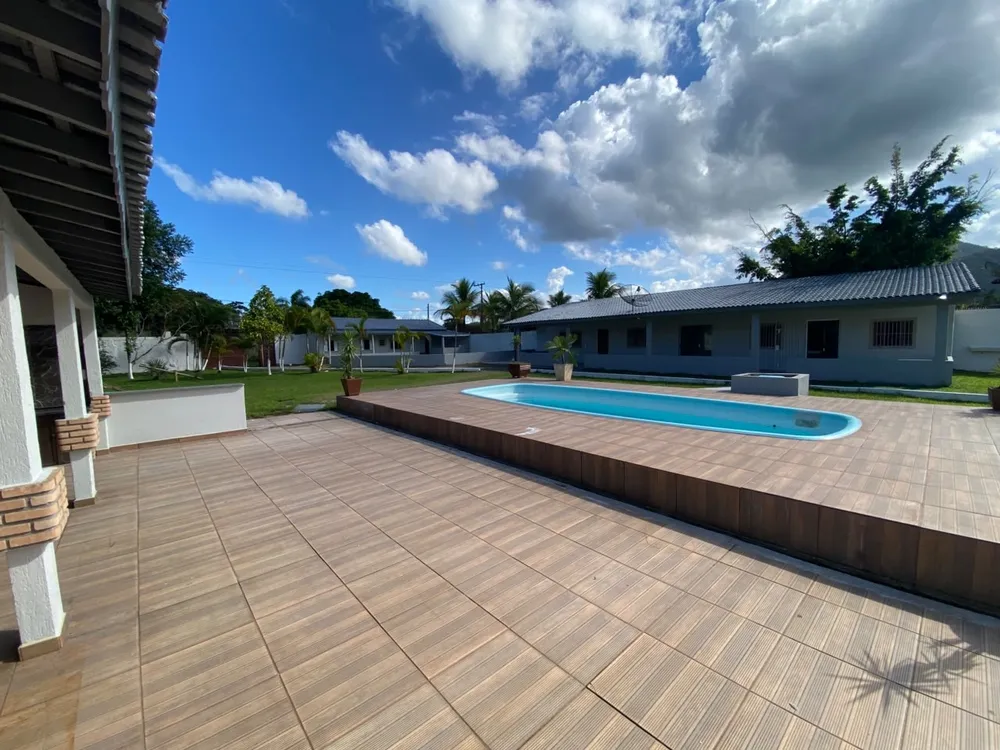 Chácara, 4 quartos, 2100 m² - Foto 4