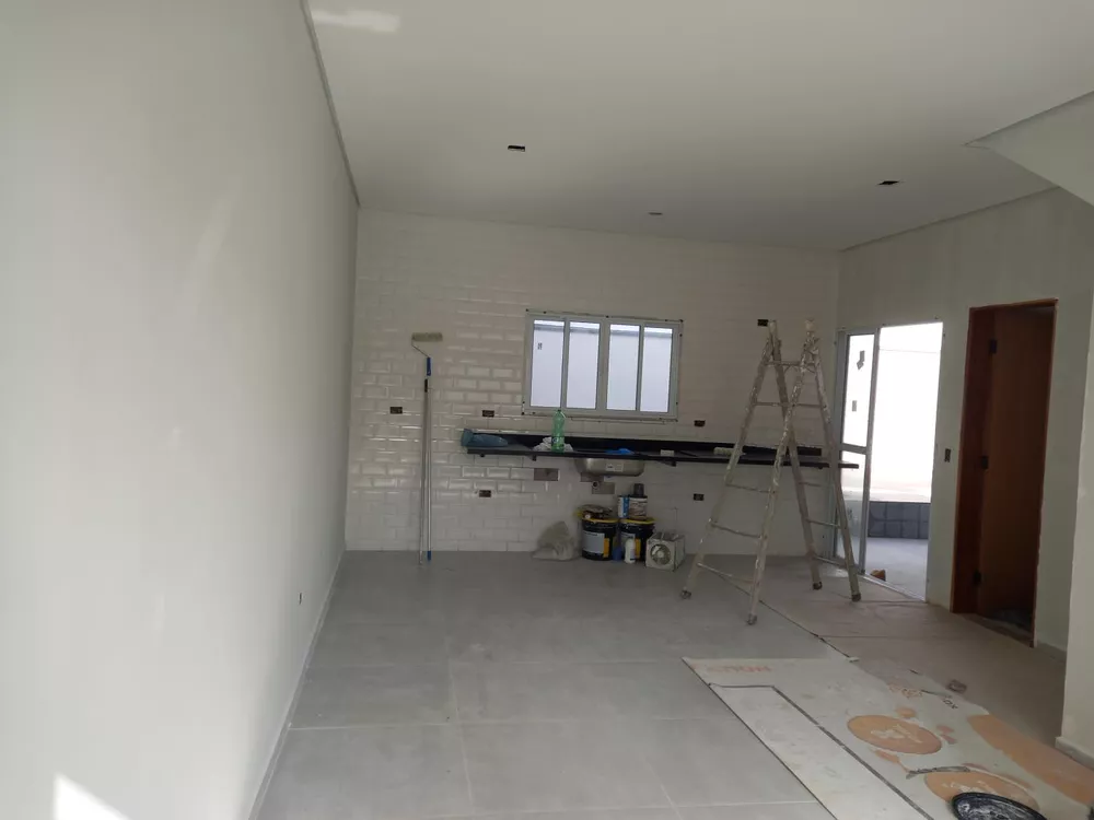 Casa à venda com 3 quartos, 153m² - Foto 9