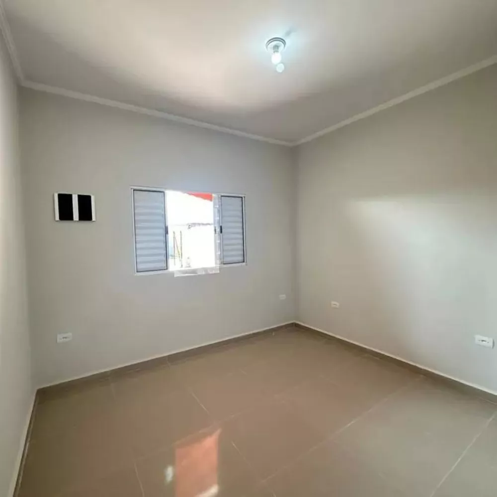 Casa à venda com 2 quartos, 180m² - Foto 4