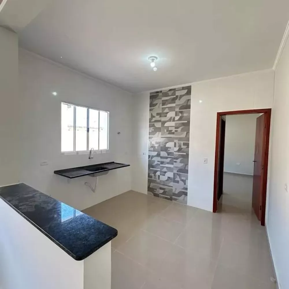 Casa à venda com 2 quartos, 180m² - Foto 3