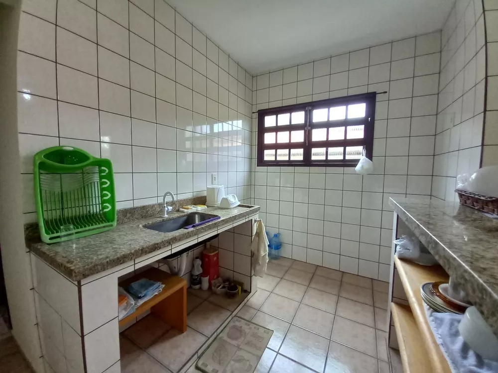 Casa à venda com 2 quartos, 150m² - Foto 5