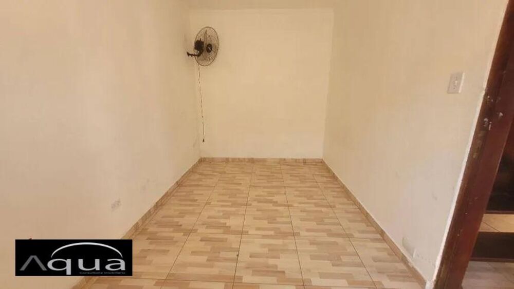 Casa à venda com 2 quartos, 46m² - Foto 6