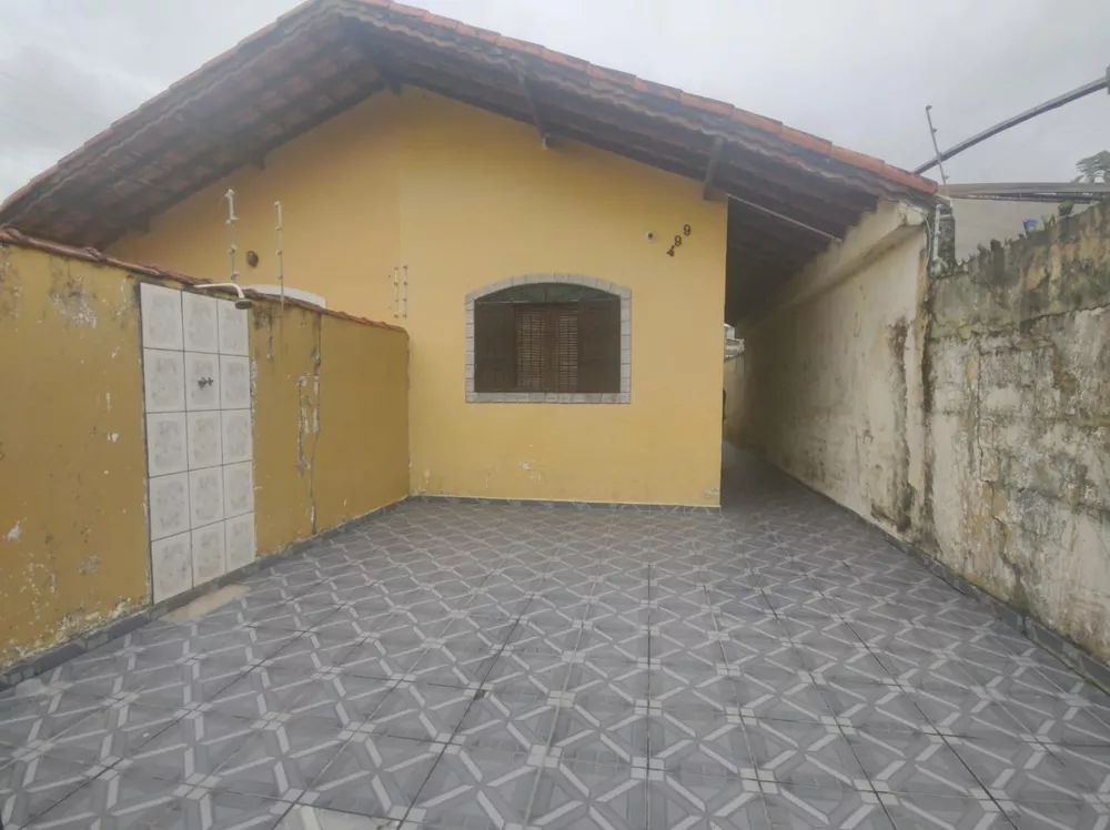 Casa à venda com 2 quartos, 150m² - Foto 2