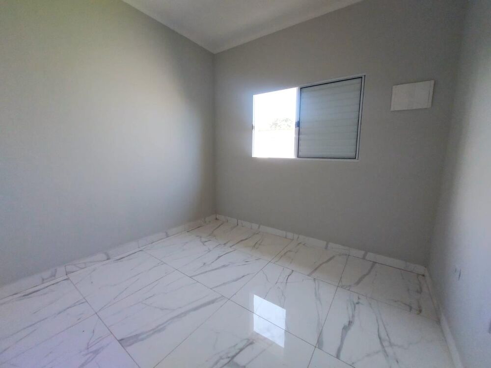 Casa à venda com 3 quartos, 95m² - Foto 3