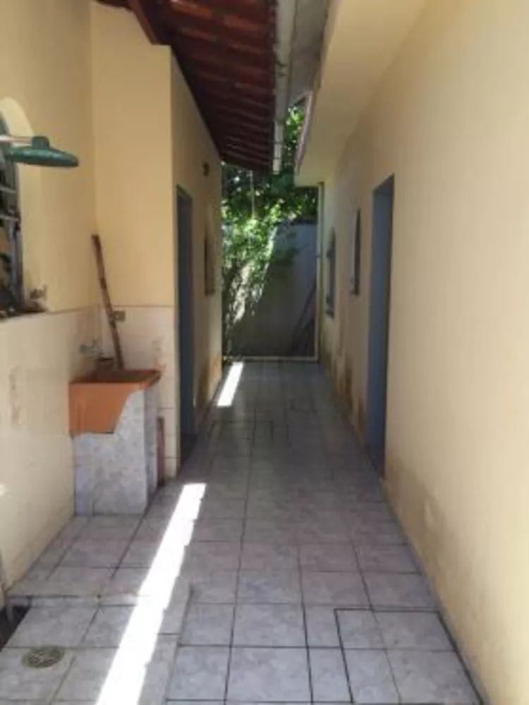 Casa à venda com 3 quartos, 400m² - Foto 6