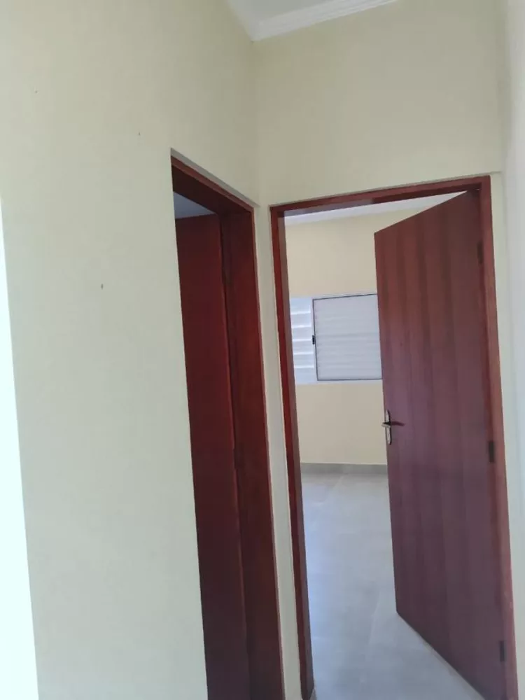 Casa à venda com 2 quartos, 151m² - Foto 4