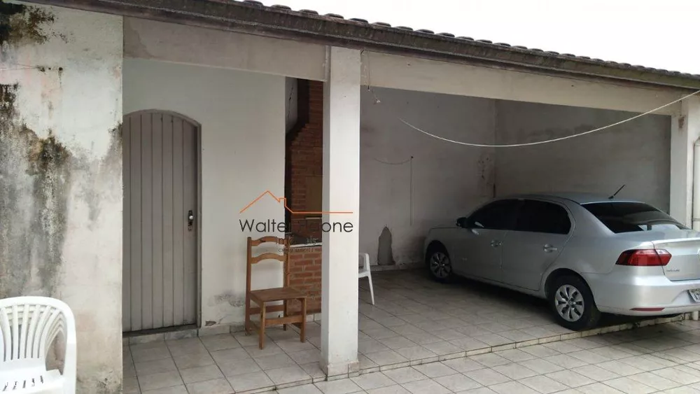 Casa à venda com 3 quartos, 250m² - Foto 4