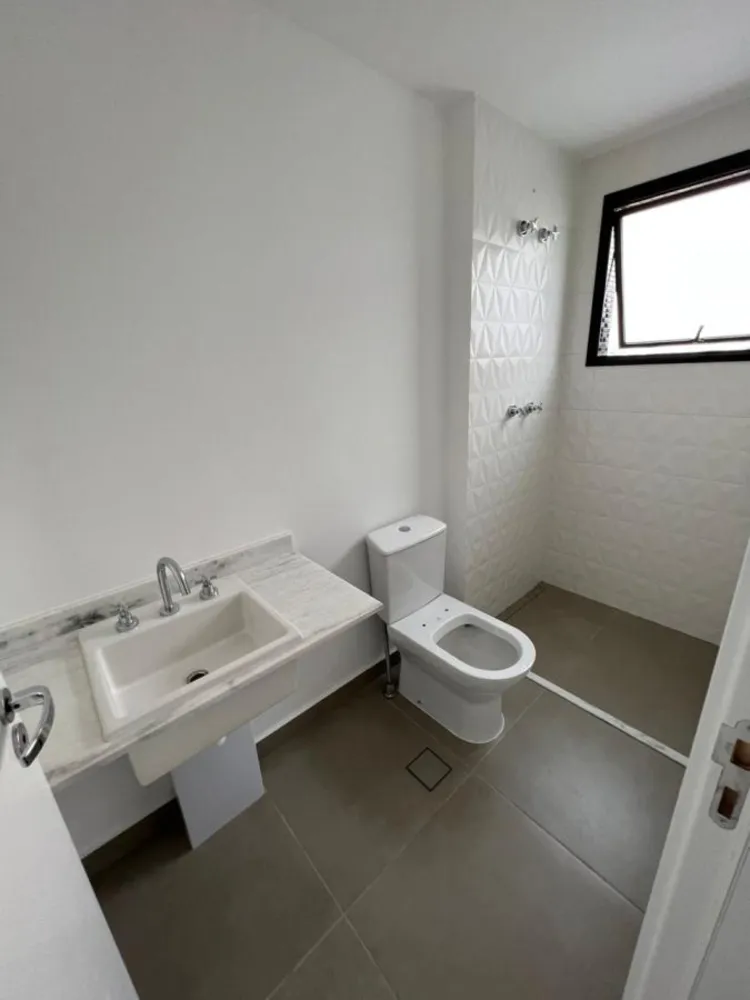 Apartamento, 3 quartos, 161 m² - Foto 2