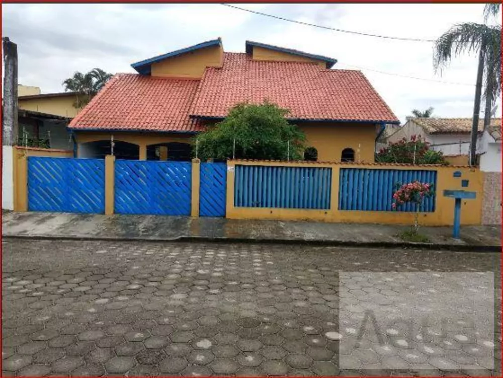 Casa à venda com 3 quartos, 350m² - Foto 2